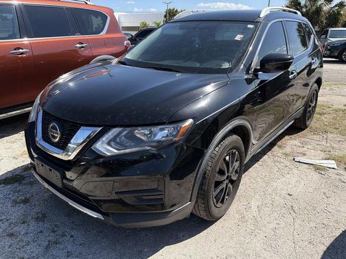Magnetic Black 2018 Nissan Rogue SV