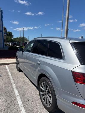 2017 Audi Q7 3.0T Prestige