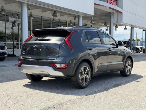 Gray 2026 Kia Niro LX