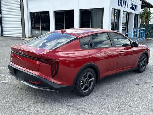 2026 Kia K4 