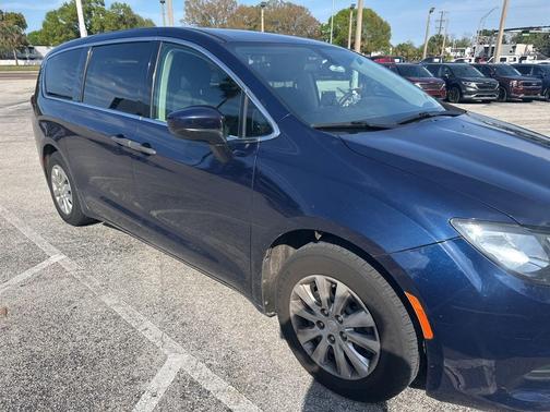 2018 Chrysler Pacifica L
