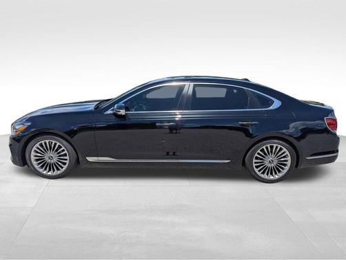 2020 Kia K900 Luxury