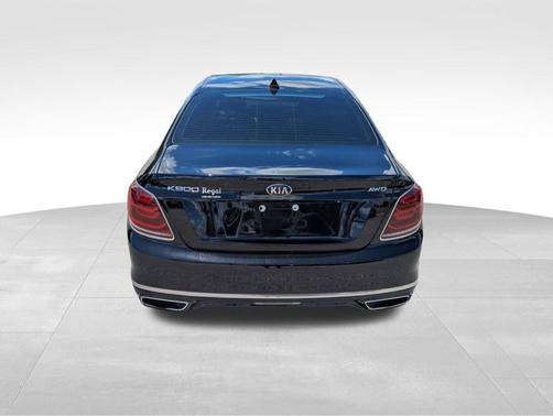 2020 Kia K900 Luxury