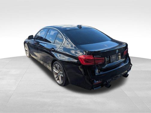 2018 BMW 330 i