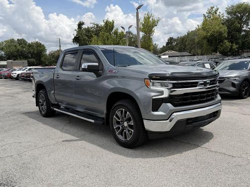 Sterling Gray Metallic 2023 Chevrolet Silverado 1500 LT
