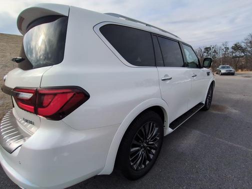 2023 INFINITI QX80 PREMIUM SELECT AWD