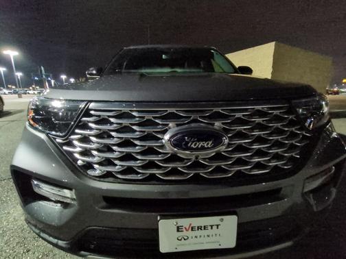 2022 Ford Explorer Platinum