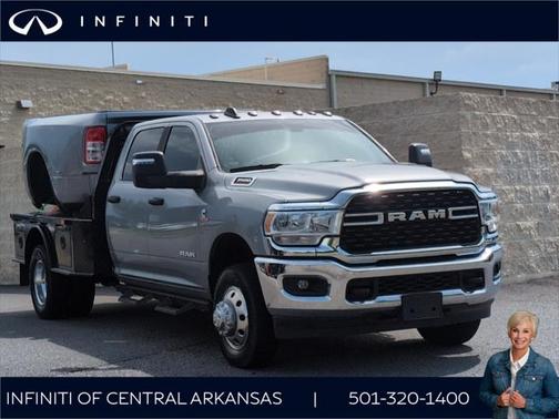 2024 RAM 3500 Big Horn Crew Cab 4x4 8' Box