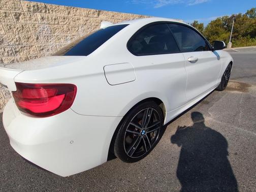 2021 BMW 230 230i