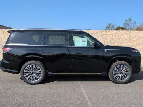 2025 INFINITI QX80 Luxe