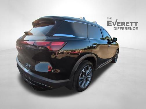 Mineral Black 2023 INFINITI QX60 Luxe