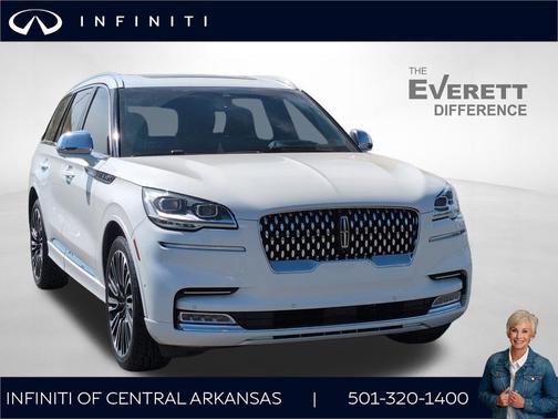 Pristine White Metallic Tri-Coat 2022 Lincoln Aviator Black Label AWD