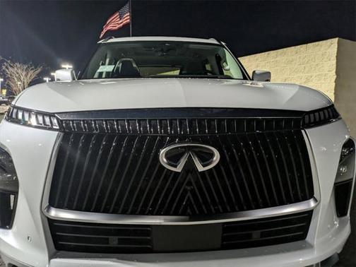2025 INFINITI QX80 SENSORY AWD