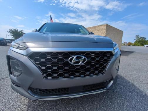 2019 Hyundai SANTA FE SE 2.4