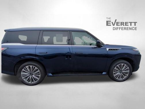 2025 INFINITI QX80 SENSORY AWD