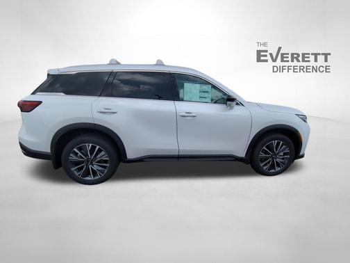 Radiant White 2027 INFINITI QX60 LUXE FWD