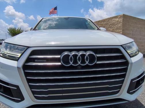 2019 Audi Q7 55 Prestige