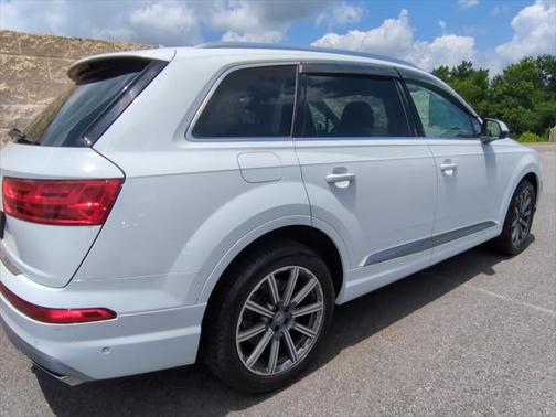 2019 Audi Q7 55 Prestige
