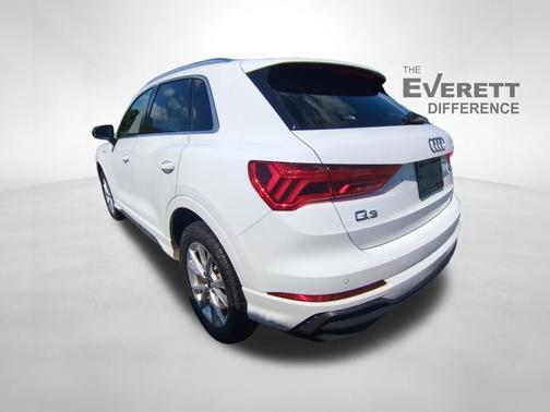 Arkona White 2025 Audi Q3 Premium 45 TFSI S line quattro Tiptronic