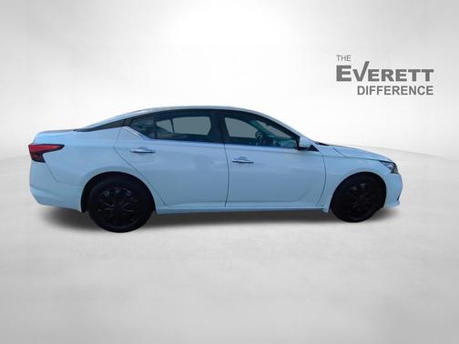 2021 Nissan Altima S FWD