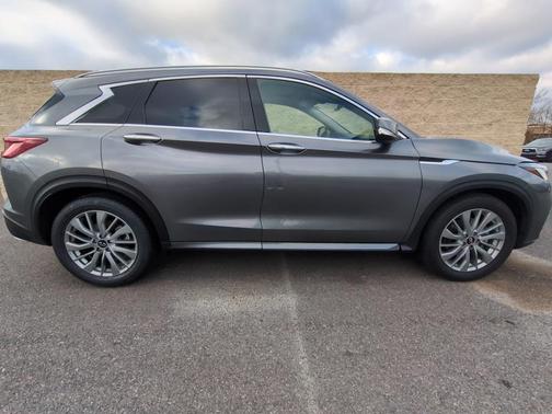 2024 INFINITI QX50 LUXE AWD