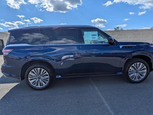 2025 INFINITI QX80 SENSORY AWD