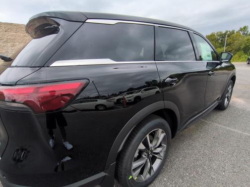 2026 INFINITI QX60 Pure