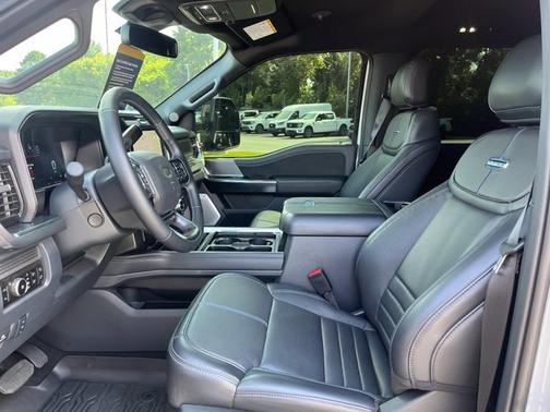 Avalanche 2026 Ford F-250 Platinum