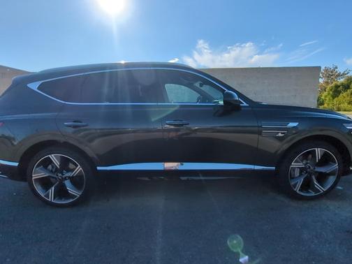 2025 Genesis GV80 2.5T