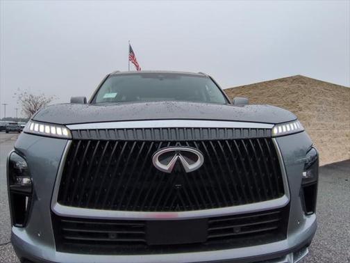 2025 INFINITI QX80 SENSORY AWD