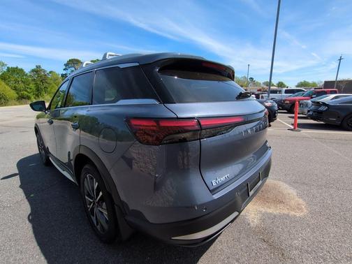 2026 INFINITI QX60 LUXE FWD