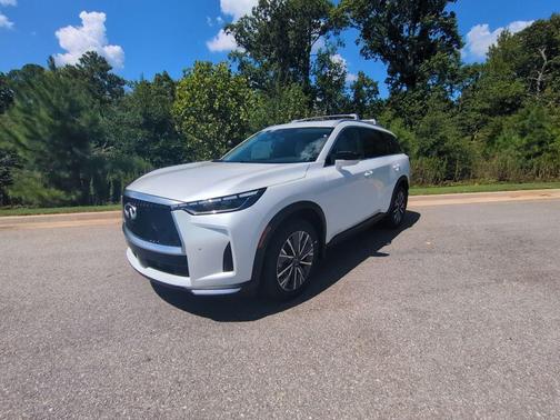 Radiant White 2027 INFINITI QX60 LUXE FWD