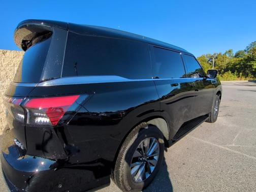 2025 INFINITI QX80 PURE AWD