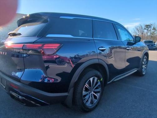2025 INFINITI QX60 Pure