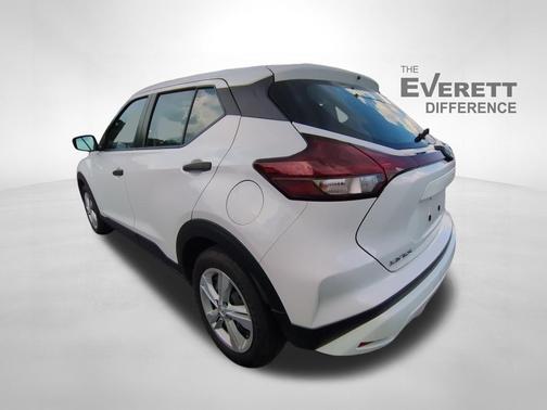 Fresh Powder 2024 Nissan Kicks S