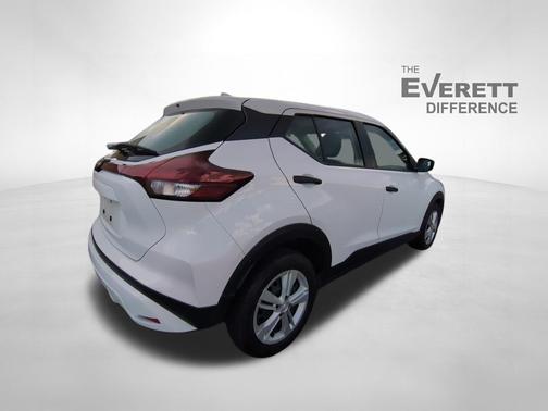 Fresh Powder 2024 Nissan Kicks S