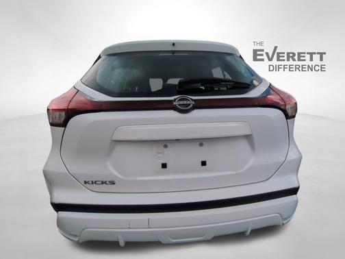 Fresh Powder 2024 Nissan Kicks S