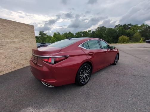 Matador Red Mica 2024 Lexus ES 350 Base