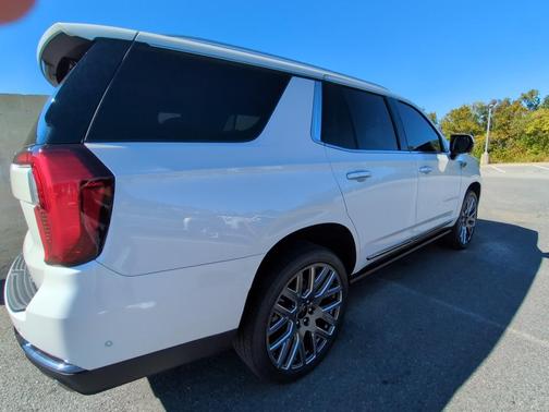 2025 GMC Yukon Denali Ultimate