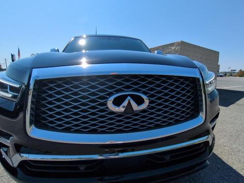 2022 INFINITI QX80 SENSORY