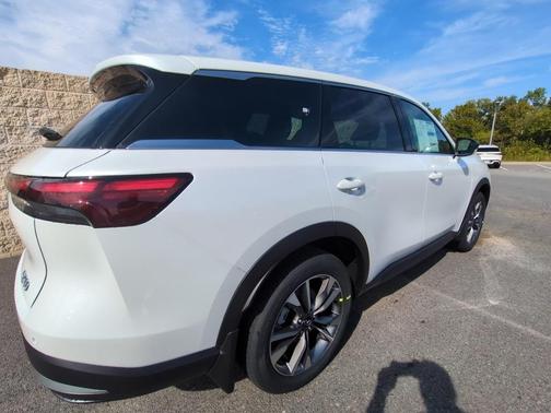 2026 INFINITI QX60 Pure