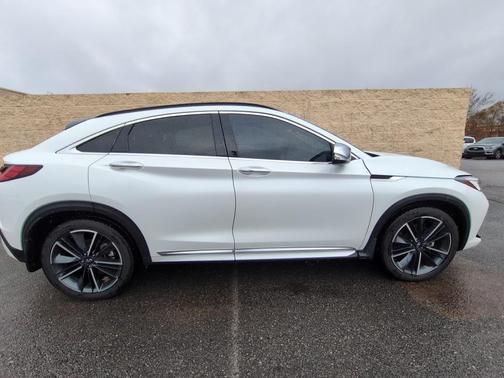 2023 INFINITI QX55 LUXE