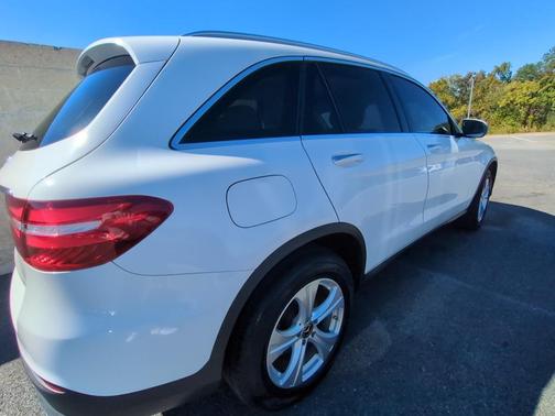 2018 Mercedes-Benz GLC 300 Base