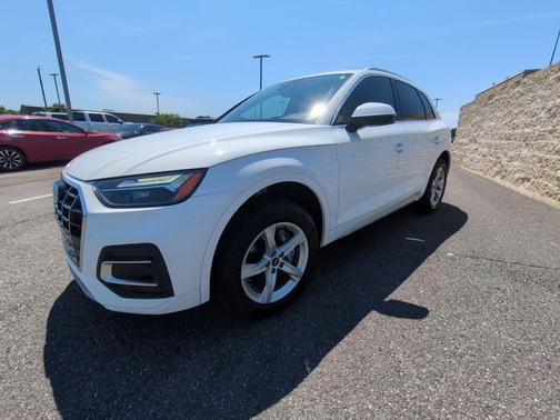 Ibis White 2021 Audi Q5 45 Premium
