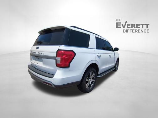 Oxford White 2023 Ford Expedition XLT