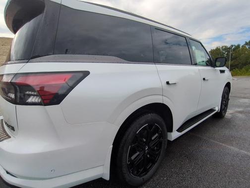 2026 INFINITI QX80 SPORT