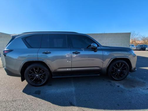 2024 Lexus LX 600 F SPORT