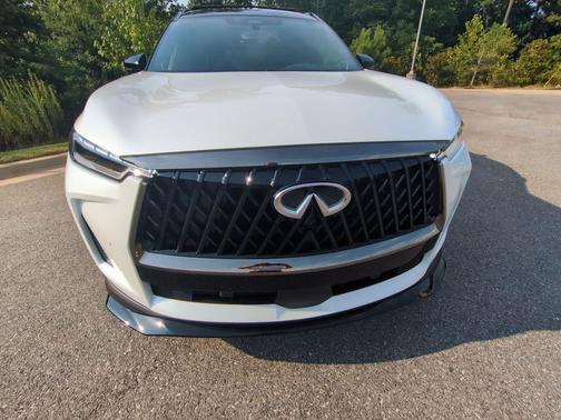 Radiant White/Black Obsidian 2027 INFINITI QX60 SPORT AWD