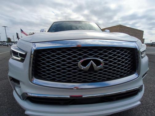 2022 INFINITI QX80 SENSORY