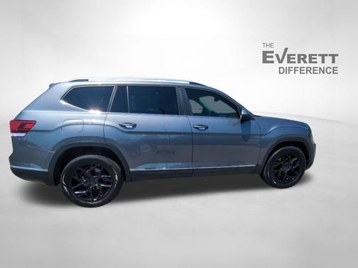 Platinum Gray Metallic 2020 Volkswagen Atlas 3.6L SEL